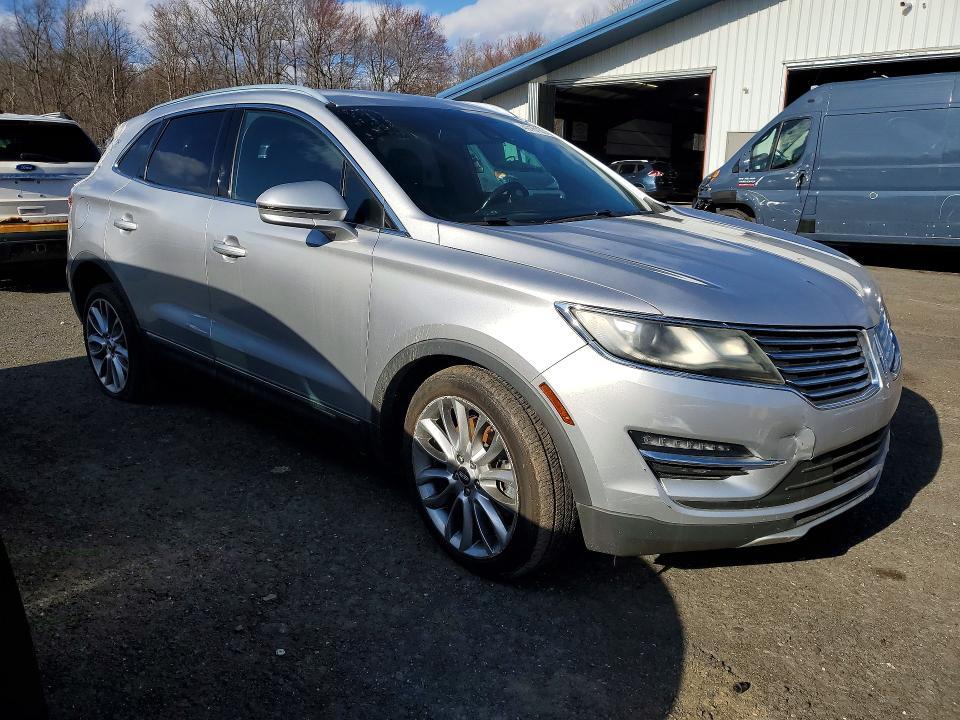 2015 LINCOLN TOWNHOUSE MKC — Фото 4 из 13