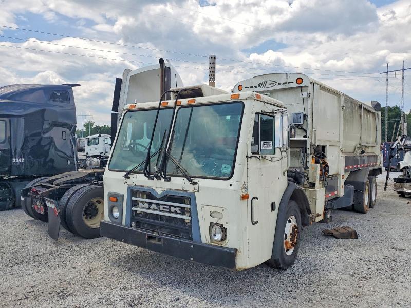 2015 MACK LEU600 REFUSE TRUCK — Фото 2 из 10