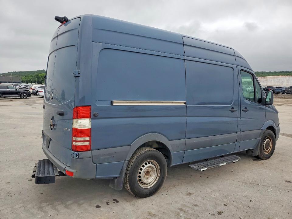 WD3PE7CD5JP644328 2018 MERCEDES BENZ SPRINTER photo no. 3