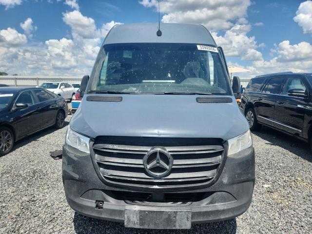 2019 MERCEDES BENZ SPRINTER 2500 DELIVERY VAN — Фото 5 из 13