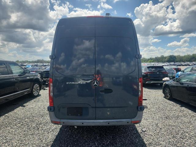 2019 MERCEDES BENZ SPRINTER 2500 DELIVERY VAN — Фото 6 из 13