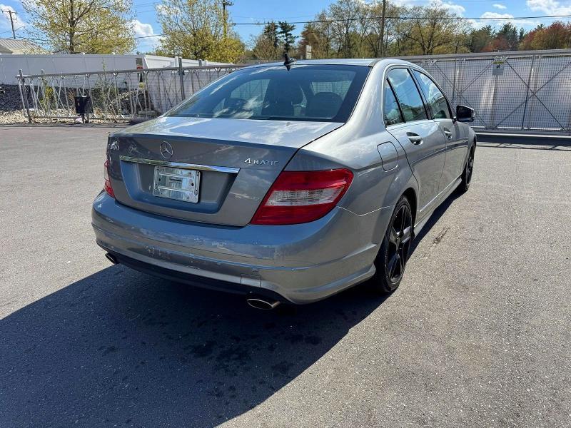 2010 MERCEDES-BENZ C 300 4MATIC — Фото 3 из 11