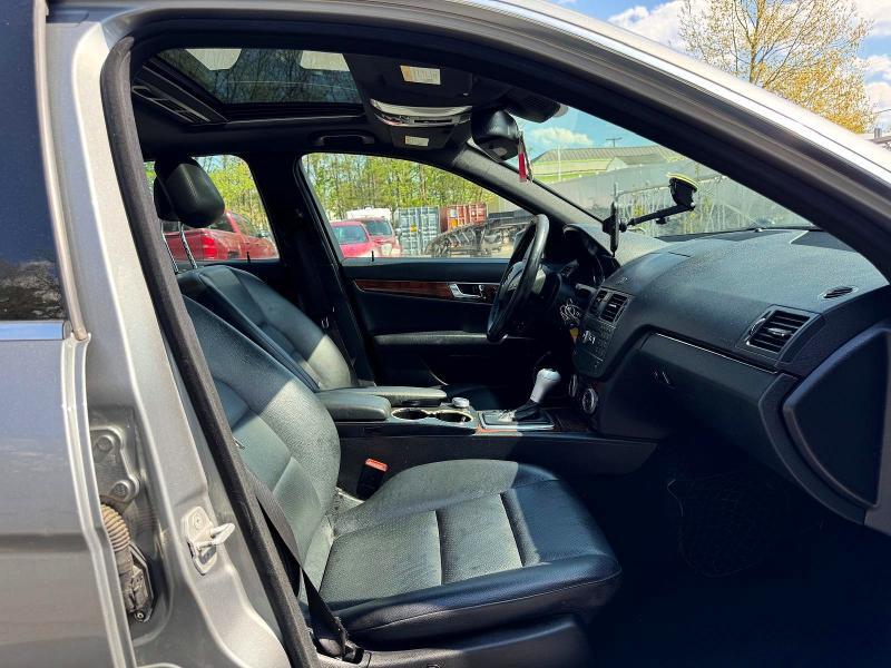 2010 MERCEDES-BENZ C 300 4MATIC — Фото 7 из 11