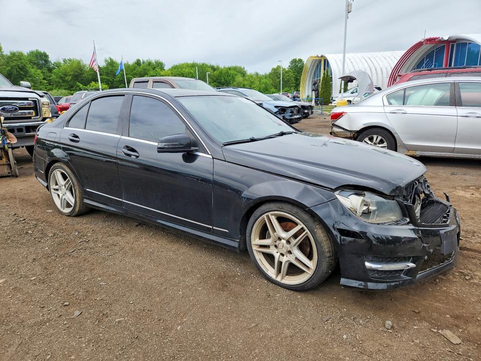 2012 MERCEDES-BENZ C 300 4MATIC — Фото 4 из 12