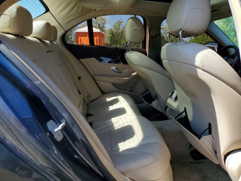 2015 MERCEDES-BENZ C 300 4MATIC — Фото 10 из 12
