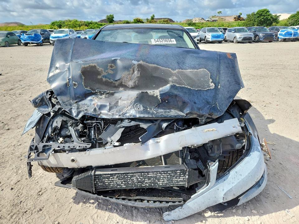 2014 MERCEDES-BENZ C 250 — Фото 5 из 13