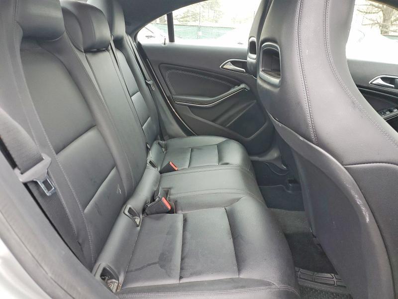 2014 MERCEDES-BENZ CLA 250 — Фото 10 из 12
