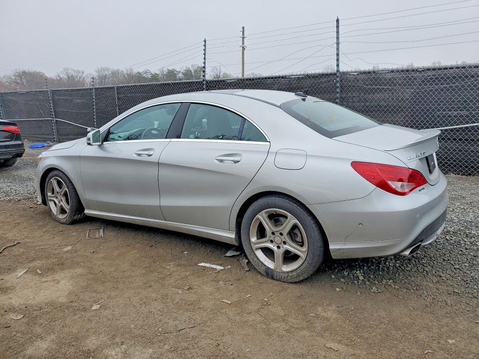 2014 MERCEDES-BENZ CLA 250 — Фото 2 из 12