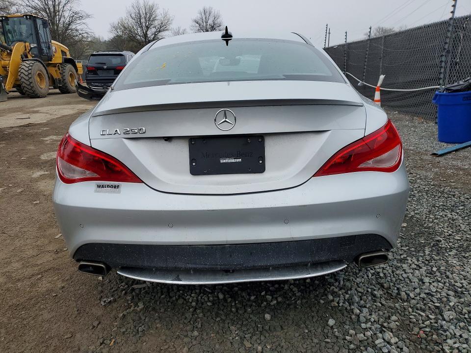 2014 MERCEDES-BENZ CLA 250 — Фото 6 из 12