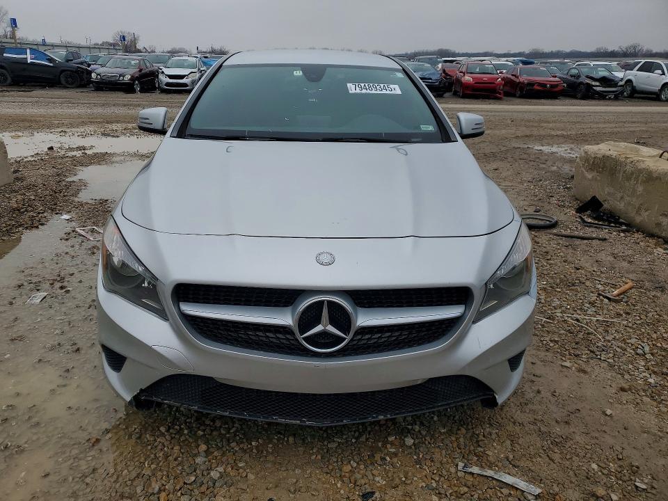2015 MERCEDES-BENZ CLA 250 — Фото 5 из 12
