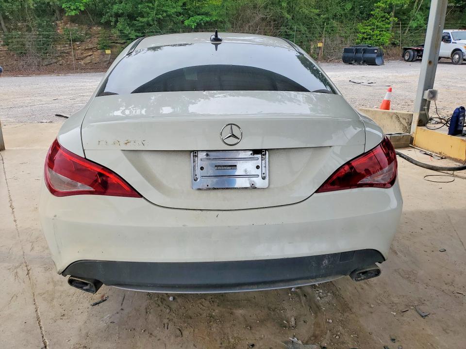 2014 MERCEDES-BENZ CLA 250 — Фото 6 из 12