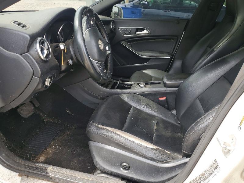 2014 MERCEDES-BENZ CLA 250 — Фото 7 из 12