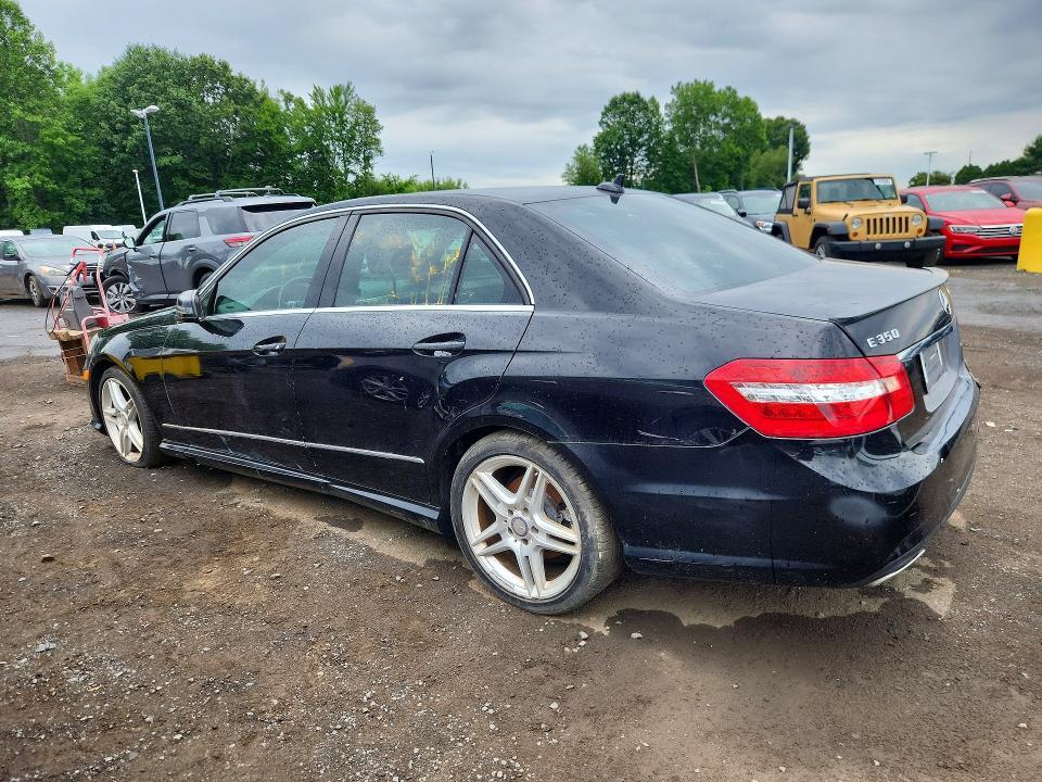 2013 MERCEDES-BENZ E 350 4MATIC — Фото 2 из 12