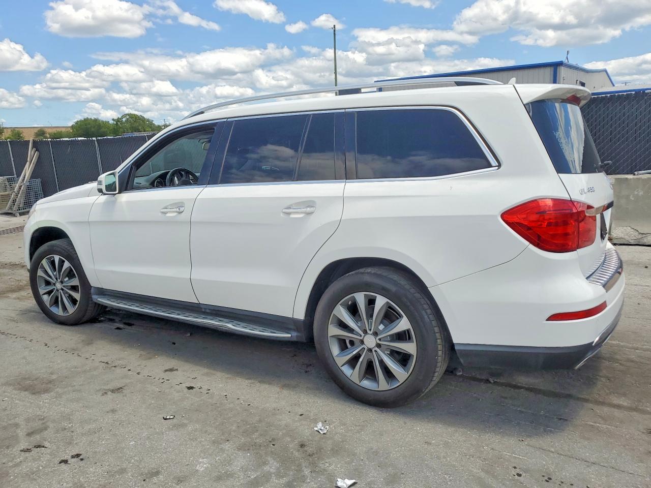 2014 MERCEDES-BENZ GL 450 4MATIC — Фото 2 из 13