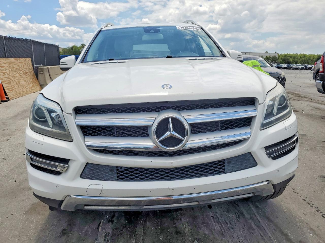 2014 MERCEDES-BENZ GL 450 4MATIC — Фото 5 из 13