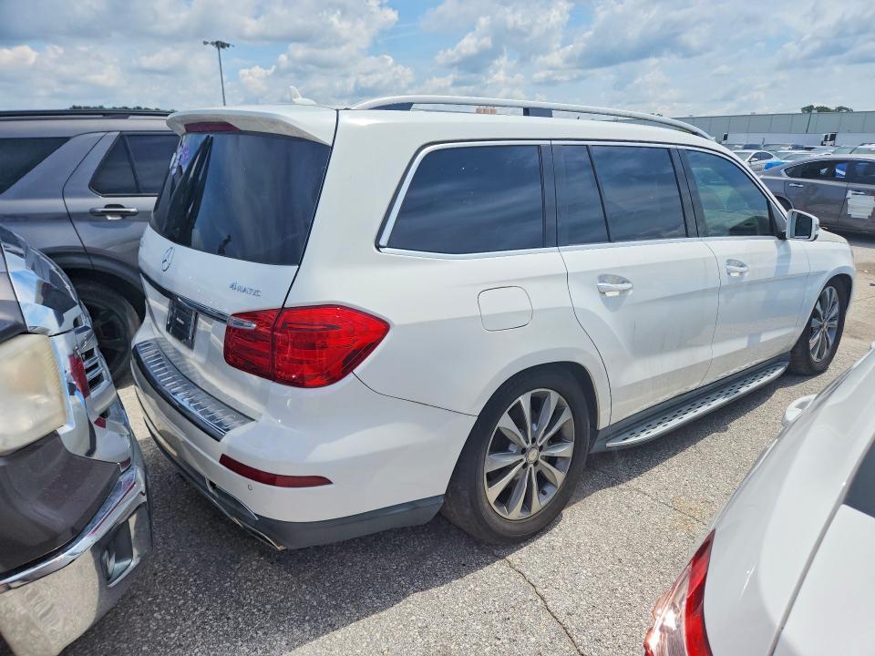 4JGDF7CE7EA423509 2014 MERCEDES-BENZ GL photo no. 3