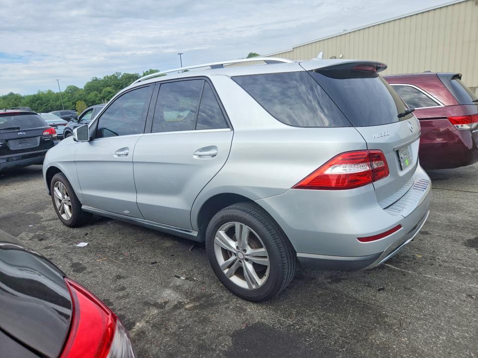 2015 MERCEDES-BENZ ML 350 4MATIC — Фото 2 из 13