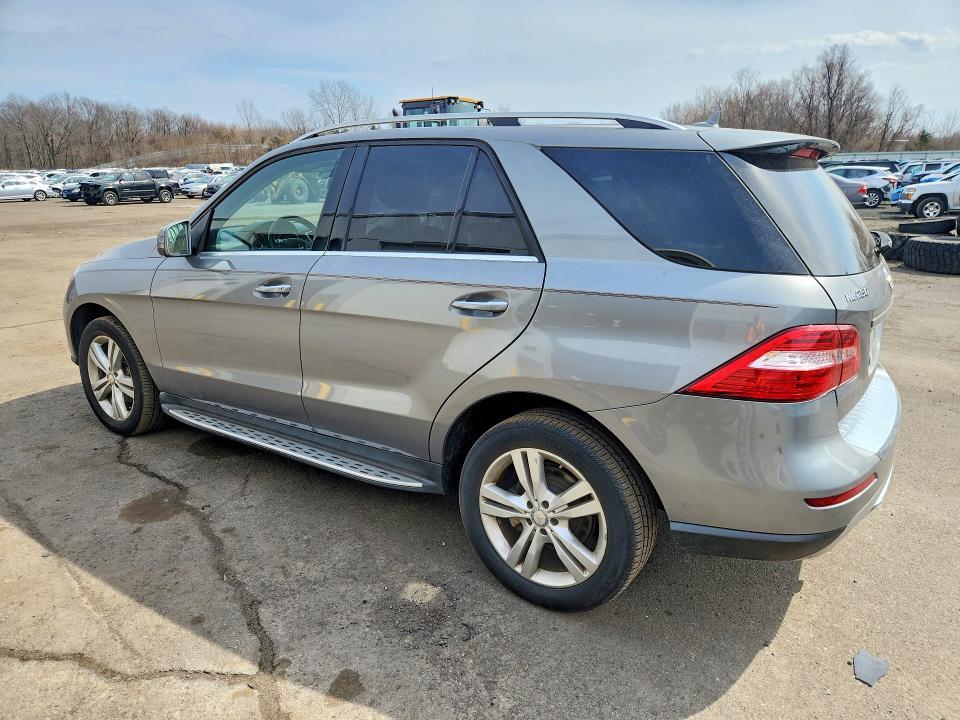 2015 MERCEDES-BENZ ML 250 BLUETEC — Фото 2 из 13