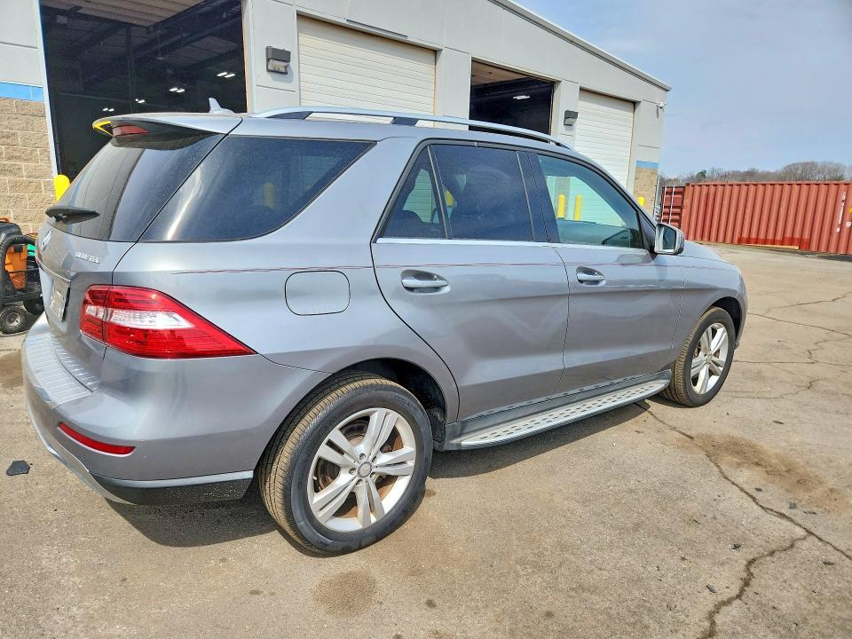 2015 MERCEDES-BENZ ML 250 BLUETEC — Фото 3 из 13