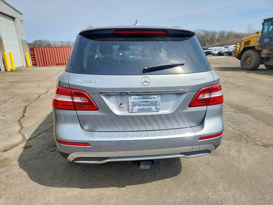 2015 MERCEDES-BENZ ML 250 BLUETEC — Фото 6 из 13
