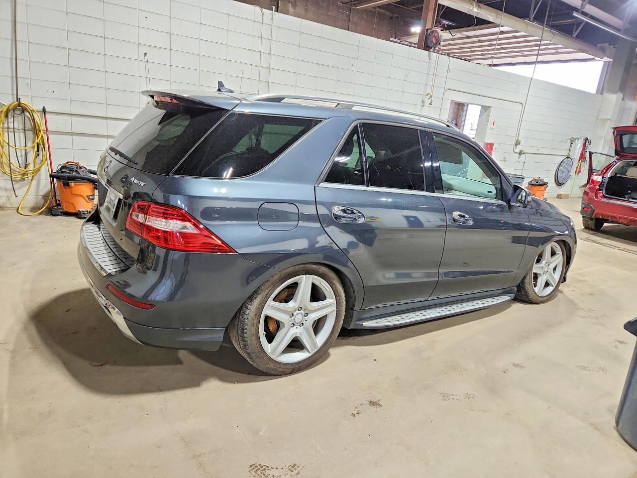 2014 MERCEDES-BENZ ML 550 4MATIC — Фото 3 из 14