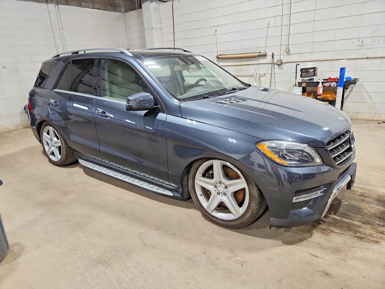 2014 MERCEDES-BENZ ML 550 4MATIC — Фото 4 из 14