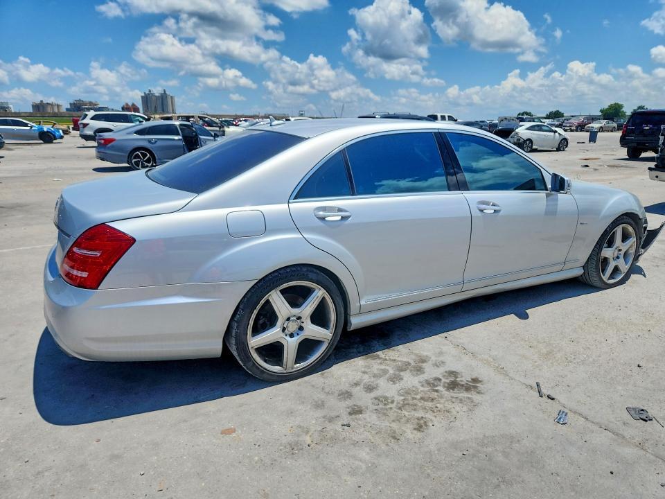 2012 MERCEDES-BENZ S 550 — Фото 3 из 12