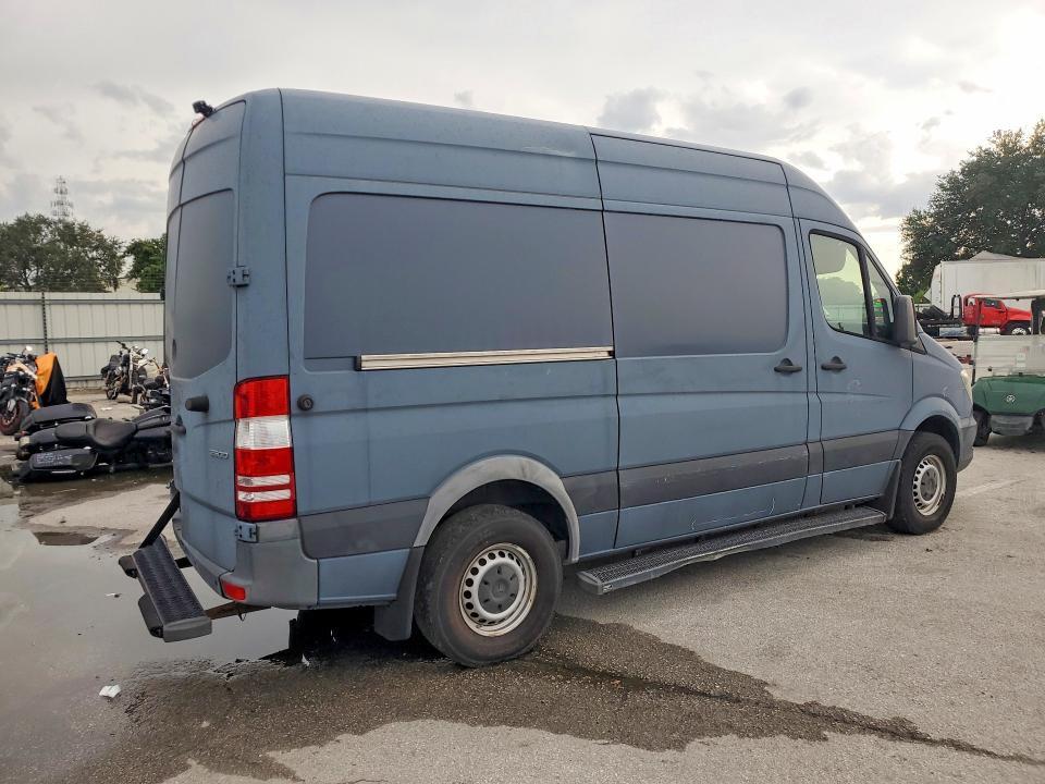 2018 MERCEDES-BENZ SPRINTER 2500 3.0L V6 TDSL CARGO STANDARD ROOF — Фото 3 из 14