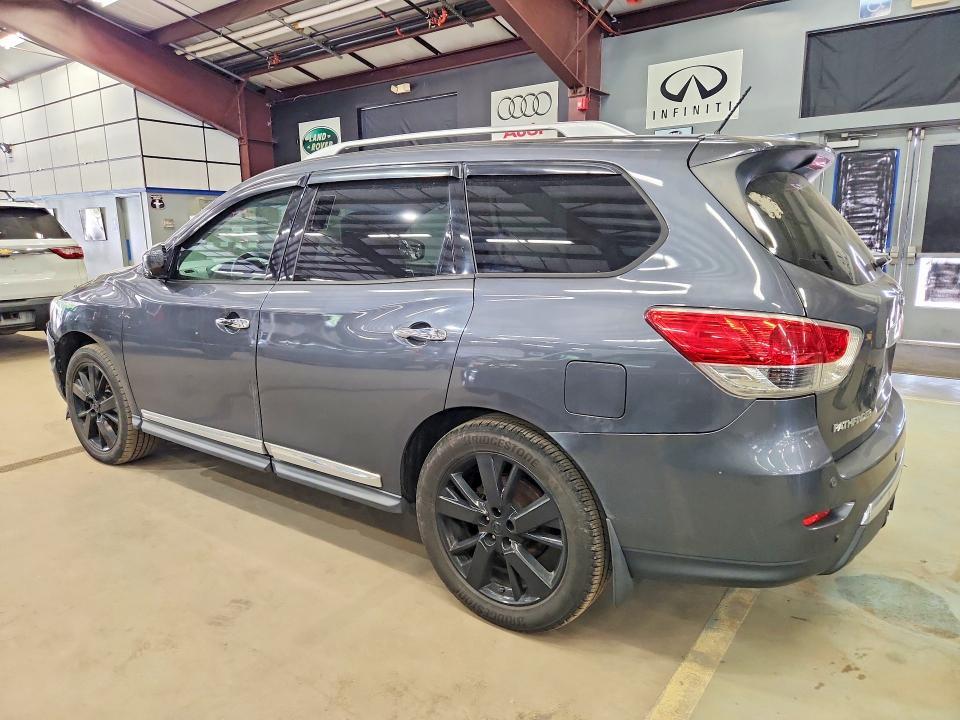 2013 NISSAN PATHFINDER S — Фото 2 из 14