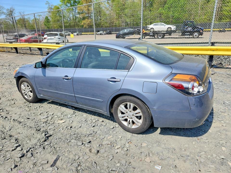 2011 NISSAN ALTIMA 2.5 — Фото 2 из 12