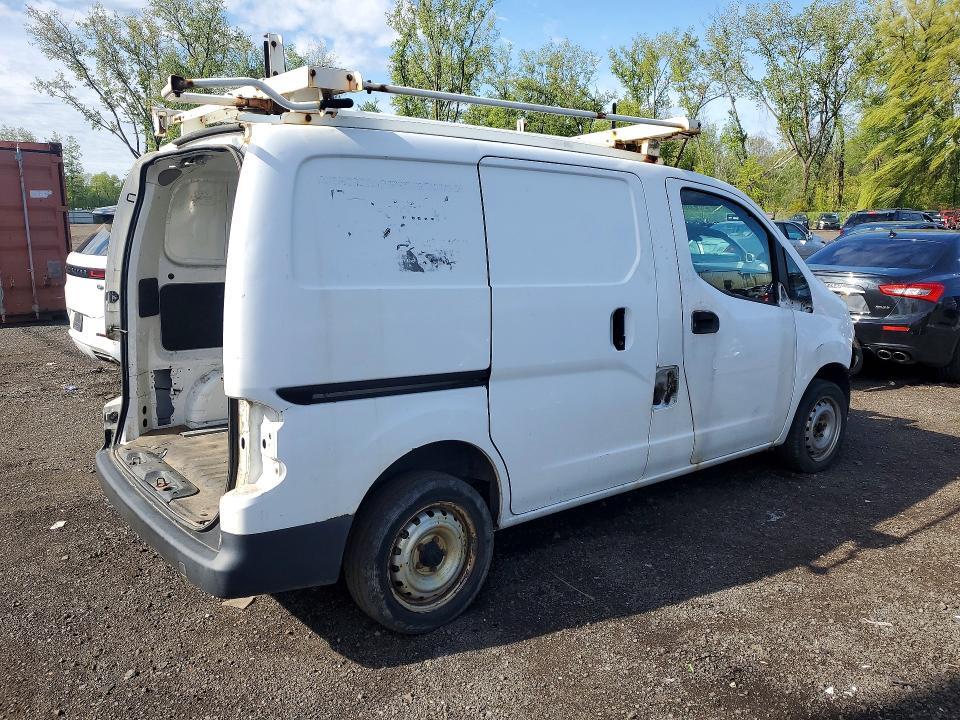 2015 NISSAN NV200 S — Фото 3 из 14