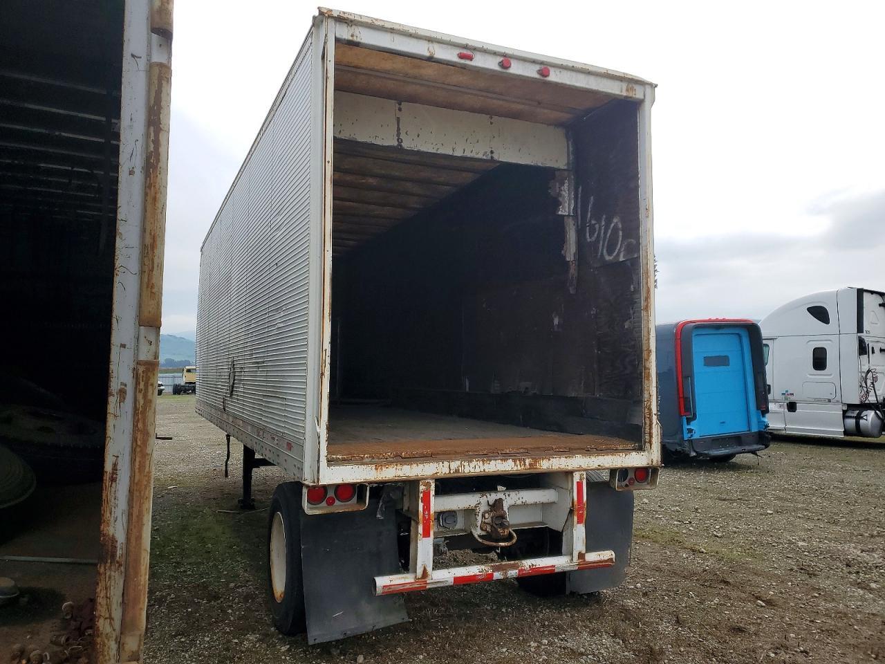 2017 UTILITY TRAILER — Фото 3 из 10