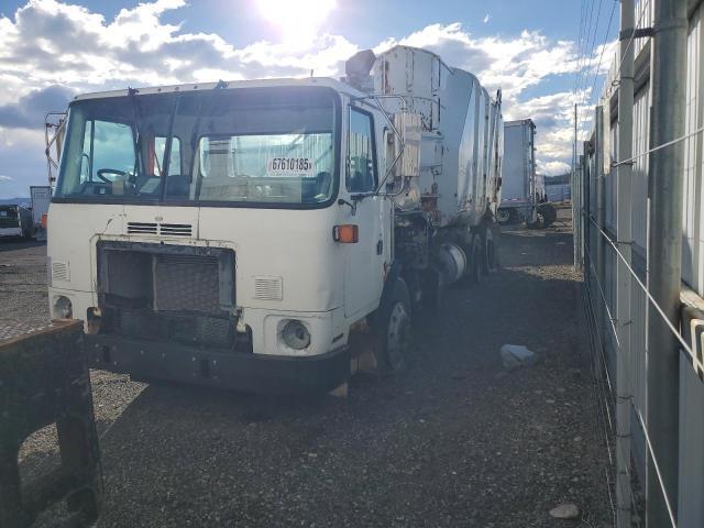 2010 AUTOCAR LLC XPEDITOR REFUSE TRUCK — Фото 2 из 10