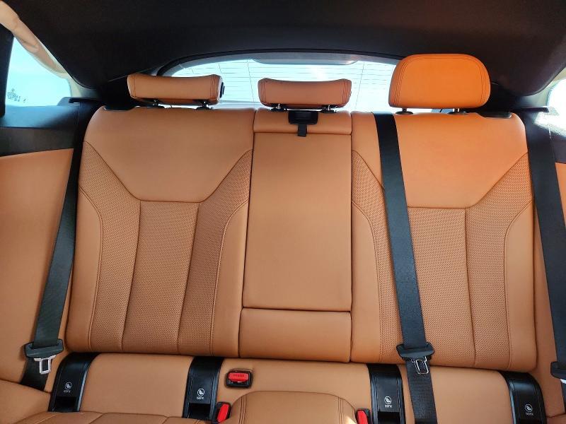 2023 BMW I4 EDRIVE 35 — Фото 10 из 13