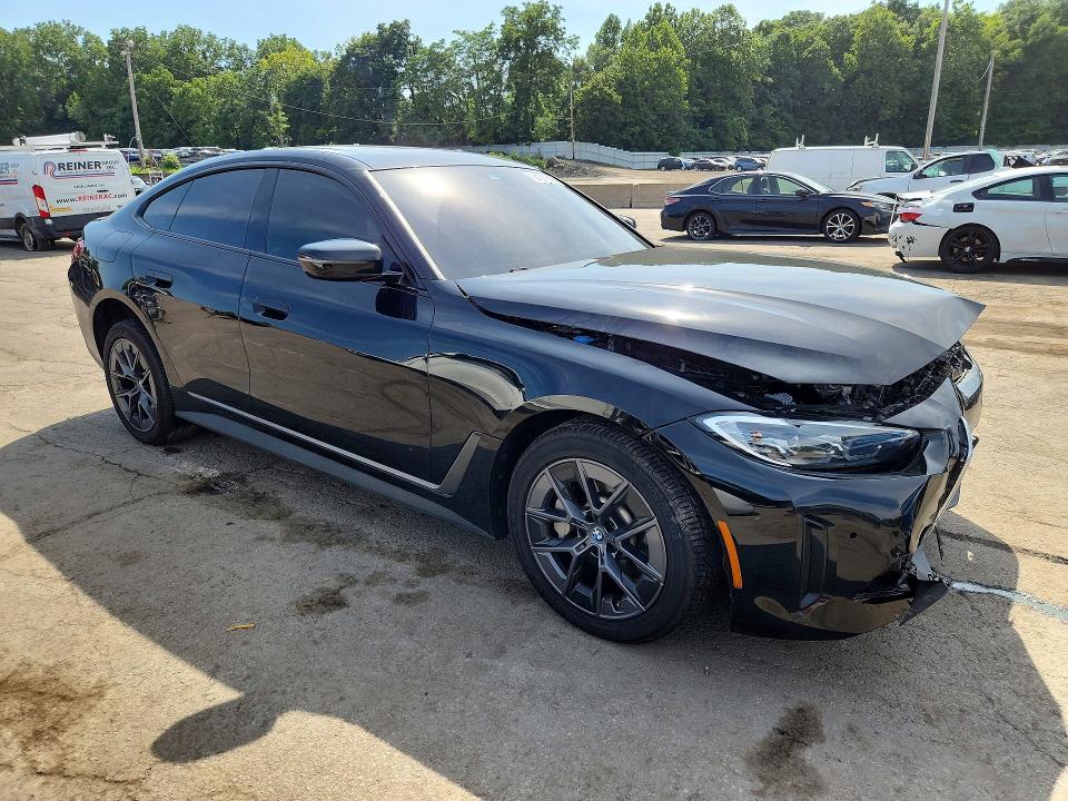 2023 BMW I4 EDRIVE 35 — Фото 4 из 13
