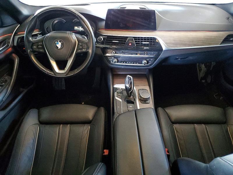 2017 BMW 540 I — Фото 8 из 12