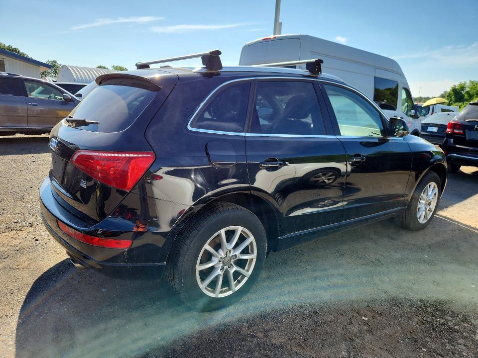 2010 AUDI Q5 PREMIUM — Фото 3 из 13