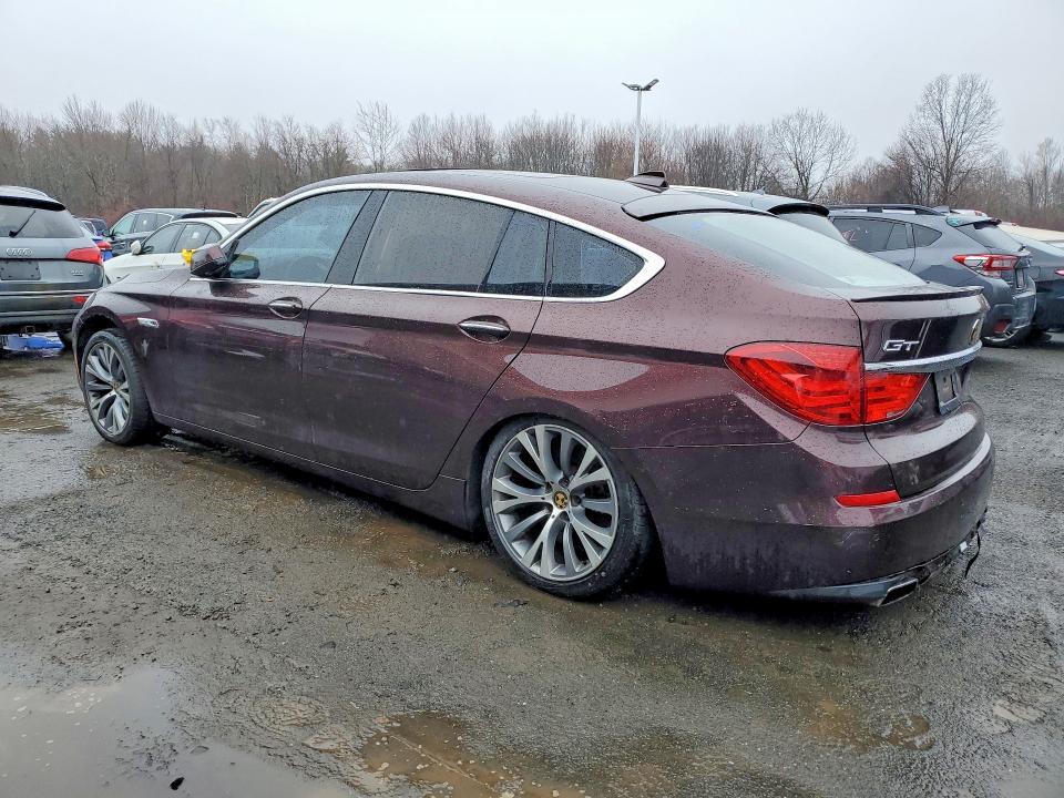2013 BMW 550 IGT — Фото 2 из 12