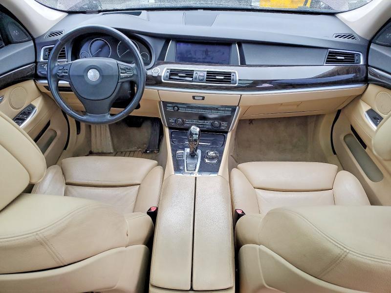2013 BMW 550 IGT — Фото 8 из 12