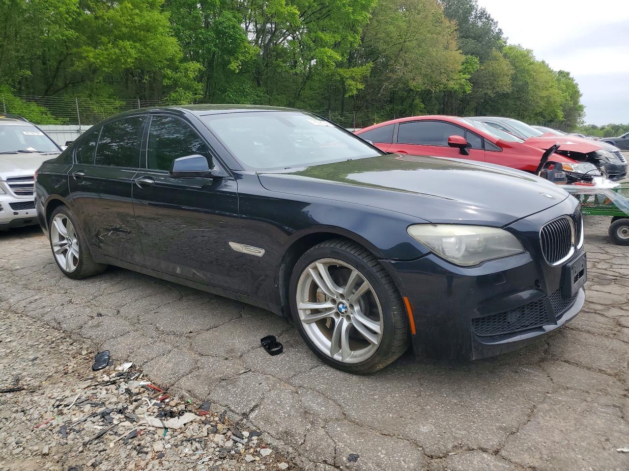 2012 BMW 750 I — Фото 4 из 12