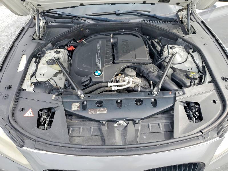 2015 BMW 740 LI — Фото 11 из 12
