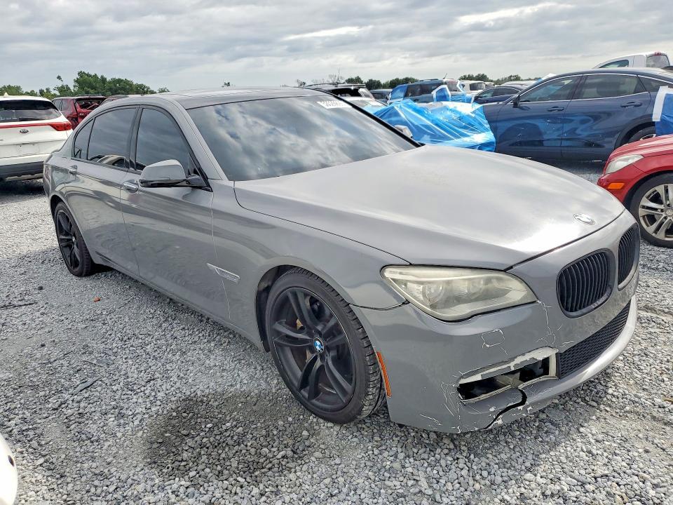 2015 BMW 740 LI — Фото 4 из 12