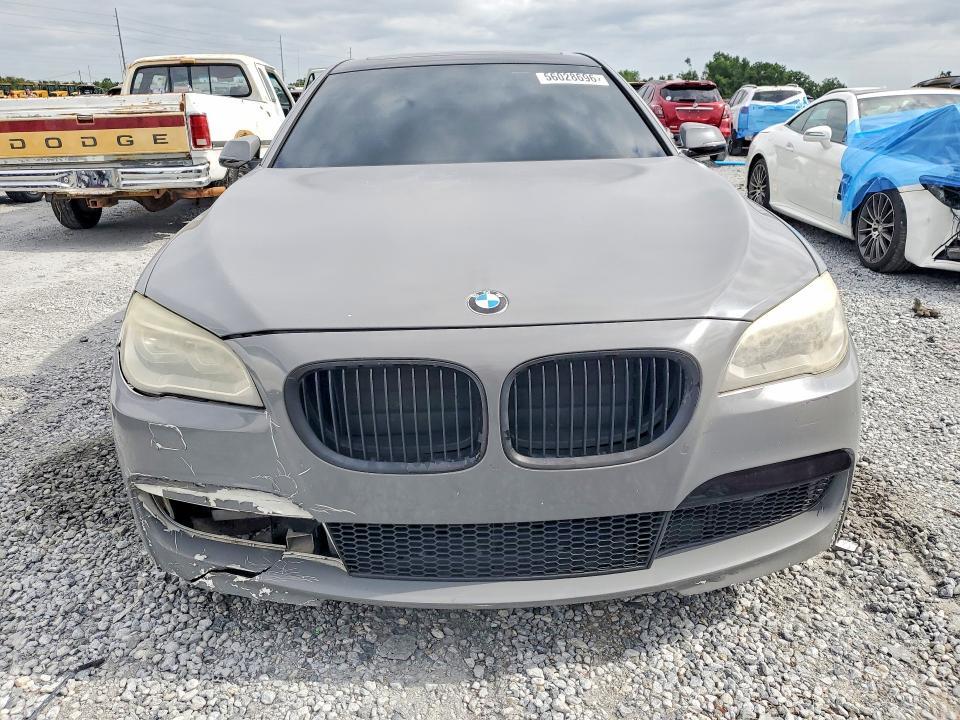 2015 BMW 740 LI — Фото 5 из 12