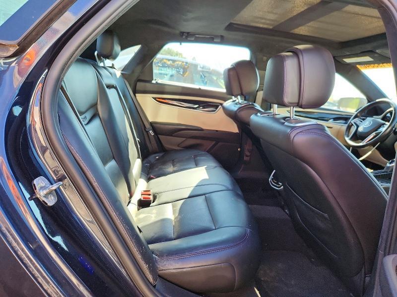 2013 CADILLAC XTS PLATINUM — Фото 10 из 12