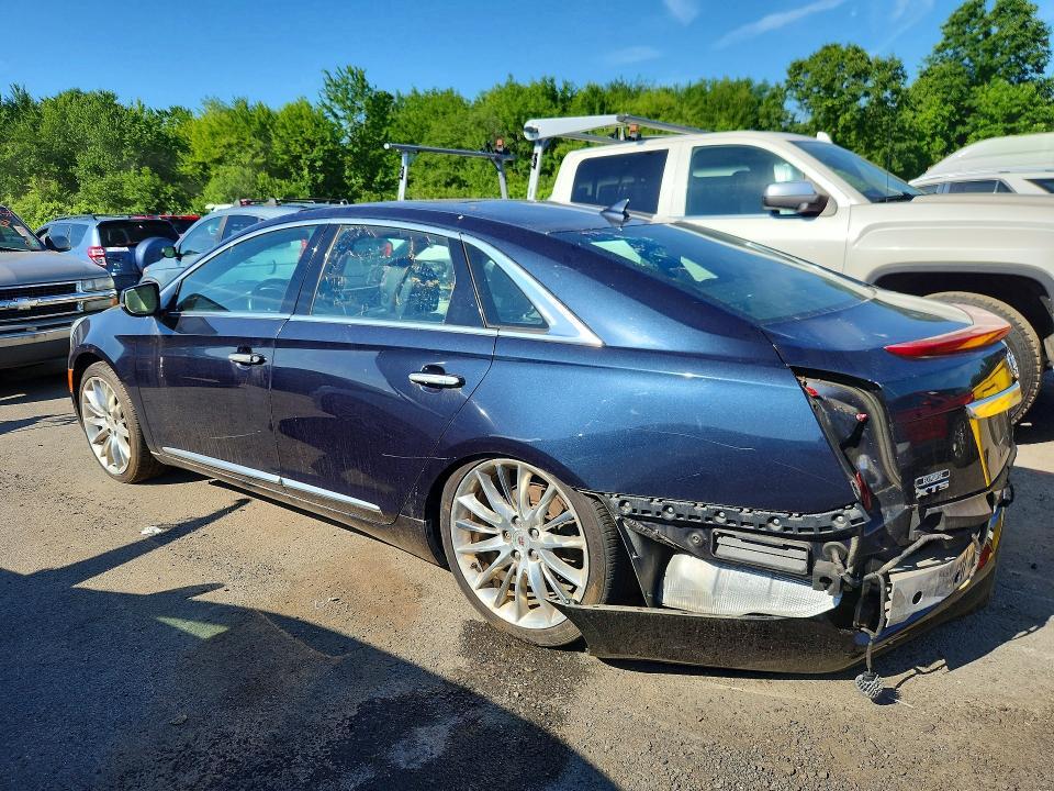 2013 CADILLAC XTS PLATINUM — Фото 2 из 12