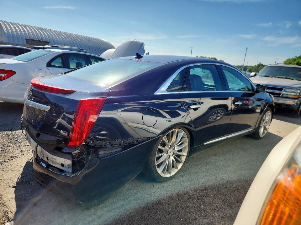 2013 CADILLAC XTS PLATINUM — Фото 3 из 12