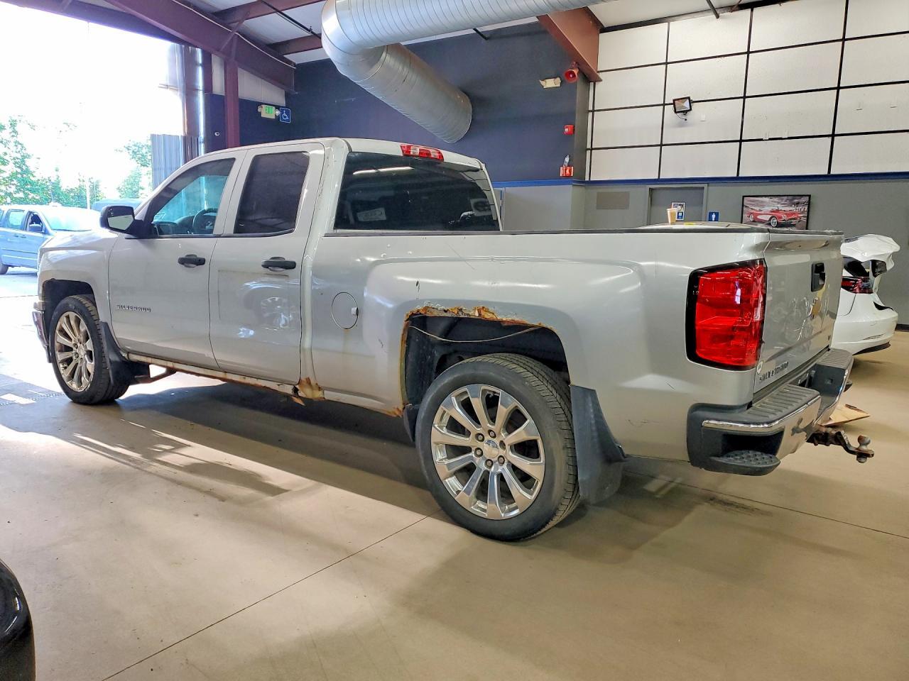 2014 CHEVROLET SILVERADO K1500 LT — Фото 2 из 12
