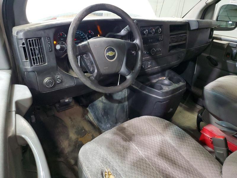 2012 CHEVROLET EXPRESS G2500 — Фото 8 из 13