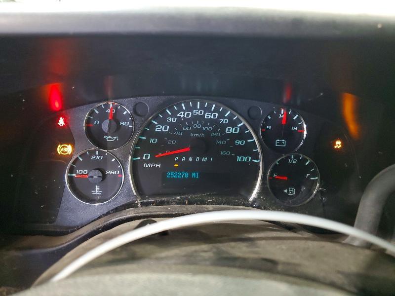 2012 CHEVROLET EXPRESS G2500 — Фото 9 из 13