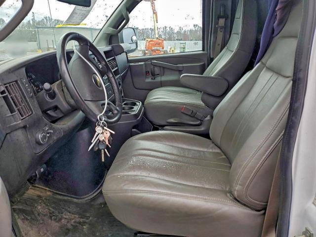 2023 CHEVROLET EXPRESS — Фото 7 из 13